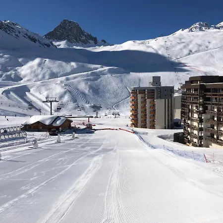 : Cocon Luxueux Au Pied Des Pistes Apartment *